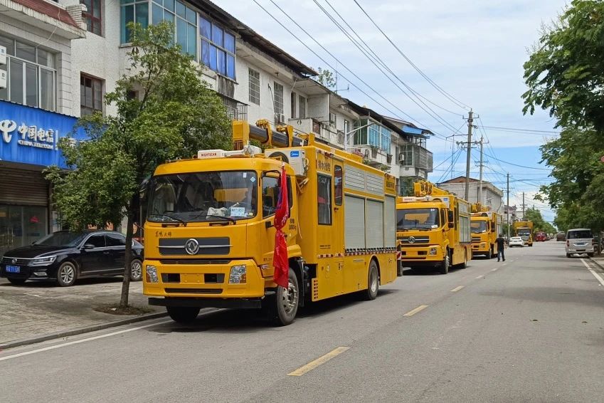 连续奋战又出发 易倍emc环境紧急驰援湘潭涓水决口
